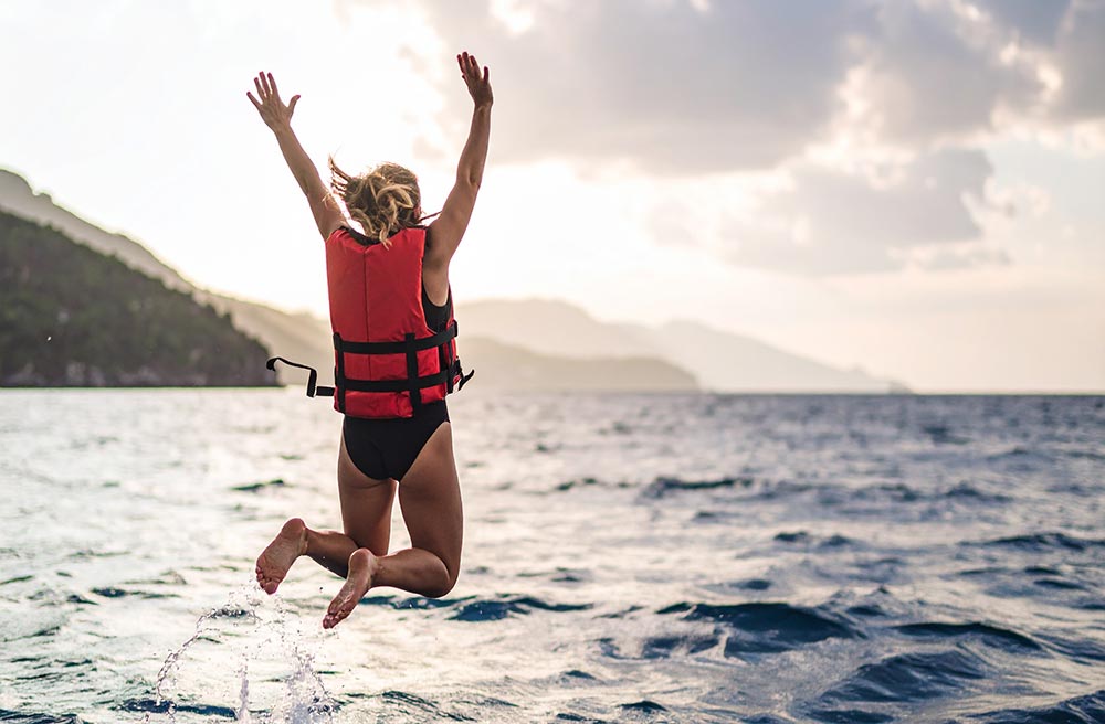 Water Safety Tips for Beginner Swimmers