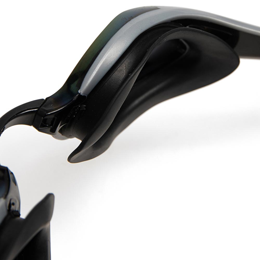 Arena Cobra Edge Swipe Mirror Goggles: Close-up of black silicone nose bridge and silver frame detail