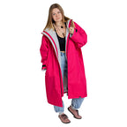 Dryrobe Advance Adults Change Robe: Long pink waterproof robe with grey fleece lining and hood